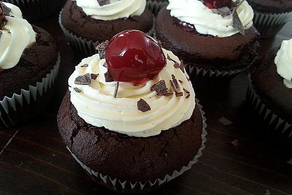 Vegan Black Forest Cherry Cupcakes