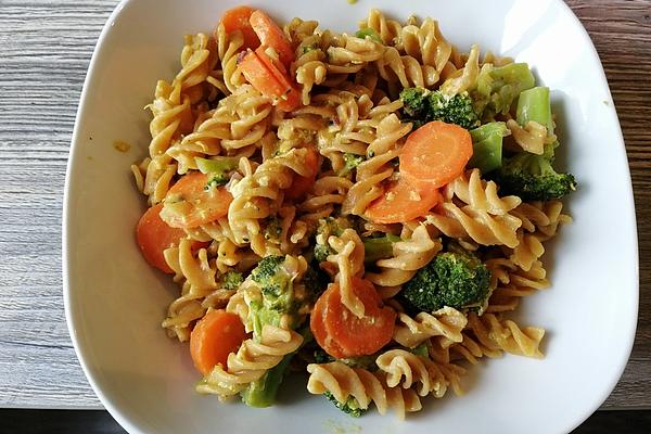 Vegan Broccoli and Carrot Pasta