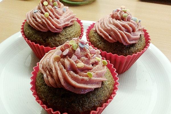 Vegan Cinnamon-cherry Cupcakes