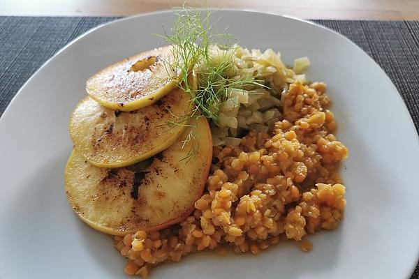 Vegan Fennel Vegetables with Red Lentils and Apple Rings