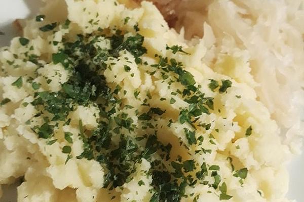 Vegan Simple Mashed Potatoes