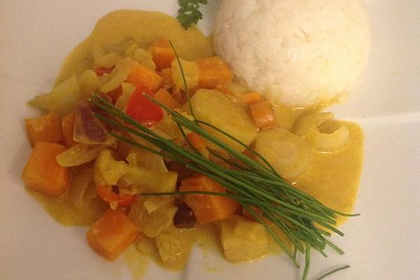 Vegan Thai Curry with Coconut Milk for Connoisseurs