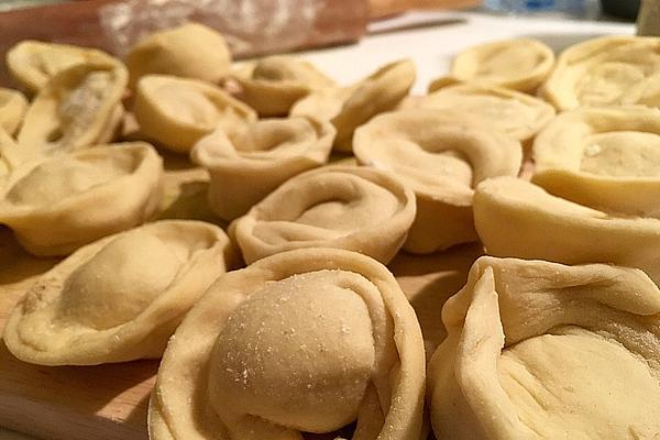 Vegan Tortellini with Smoked Tofu and Spinach Filling