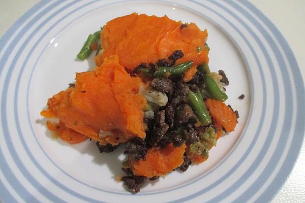 Vegetable Mince Casserole with Sweet Potato Topping