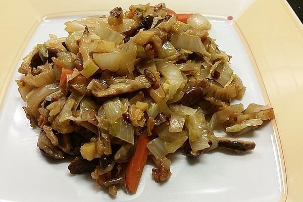 Vegetable Stir-fry with Eggplant and Shiitake