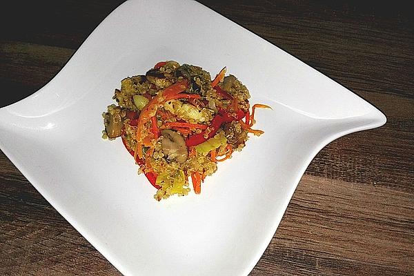 Vegetable Stir-fry with Quinoa and Halloumi