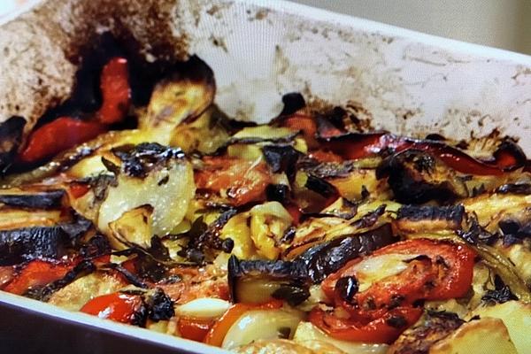 Vegetables Baked in Oven, Neapolitan Style