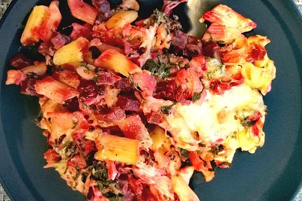 Vegetarian Pasta and Spinach Casserole with Beetroot