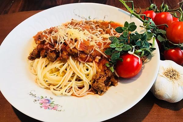 Vegetarian Spaghetti Bolognese with Quorn