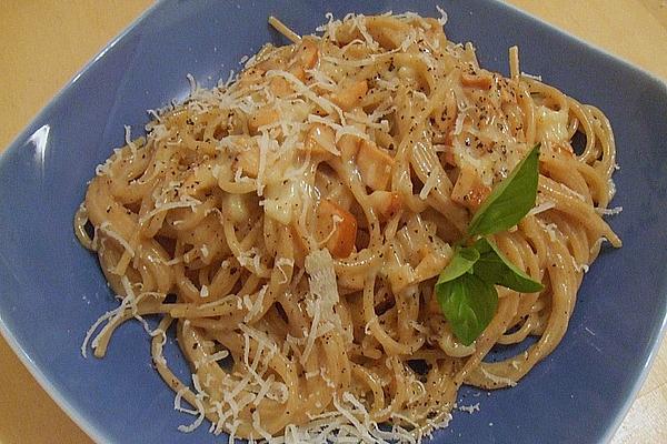 Vegetarian Spaghetti in Carbonara Style