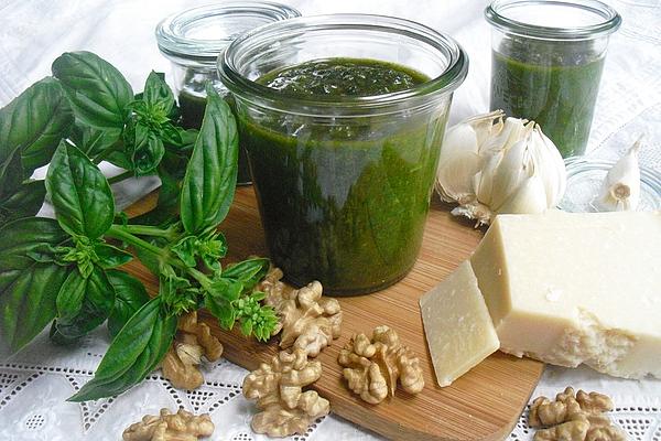 Walnut and Basil Pesto