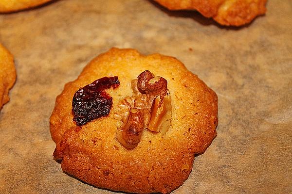 Walnut and Cranberry Cookies