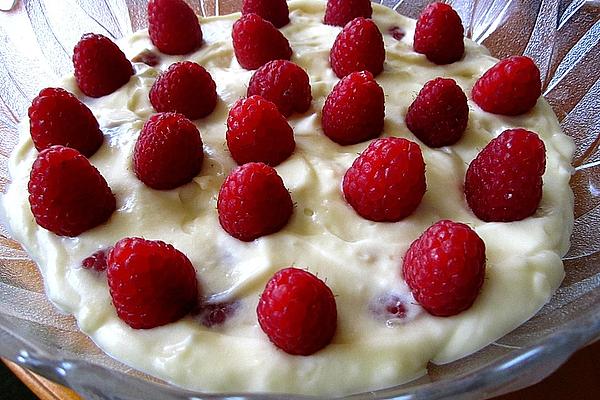 White Chocolate in Cream Pudding with Raspberries