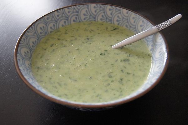 Wild Garlic and Asparagus Soup