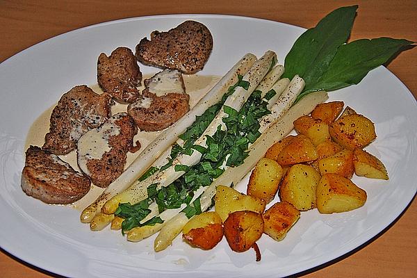 Wild Garlic Asparagus with Pork Fillet