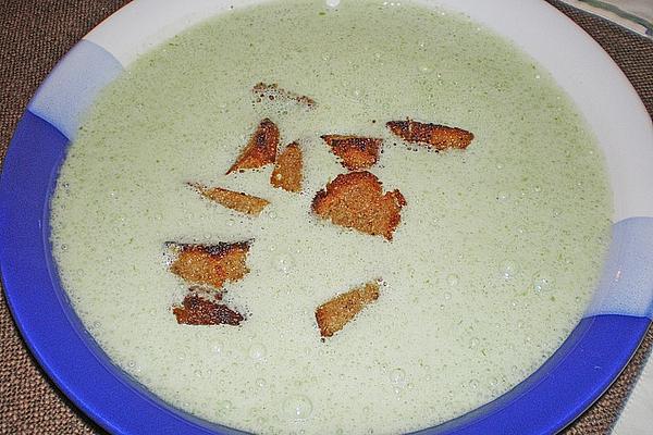 Wild Garlic – Cucumber – Soup