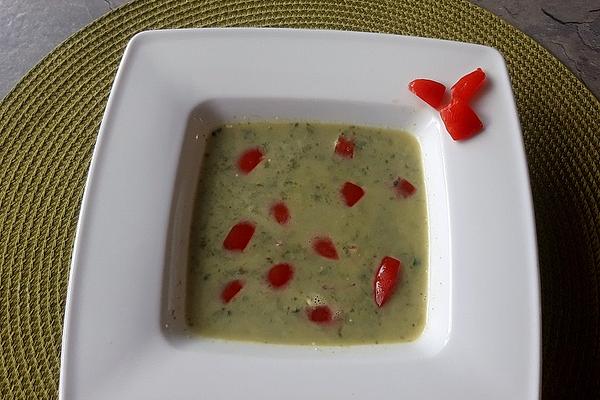 Wild Garlic Soup with Tomatoes and Cream Cheese