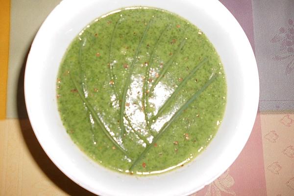 Wild Garlic Spinach Soup
