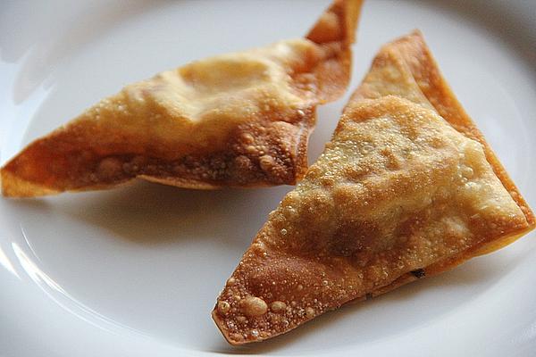Wontons with Spicy Vegetable Filling