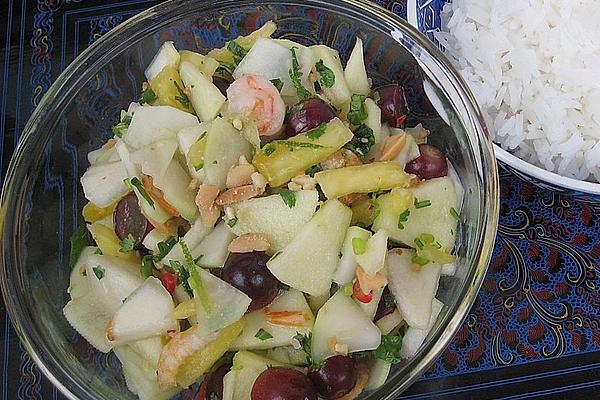 Yam Ponlamai – Thai Sour-spicy Fruit Salad