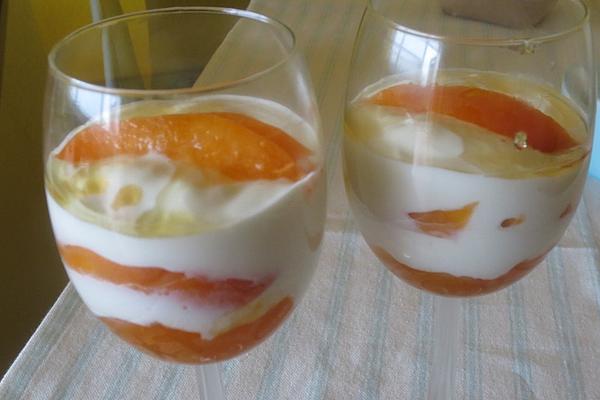Yoghurt Quark Cream Apricot