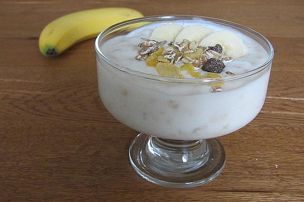Yogurt Granola with Banana