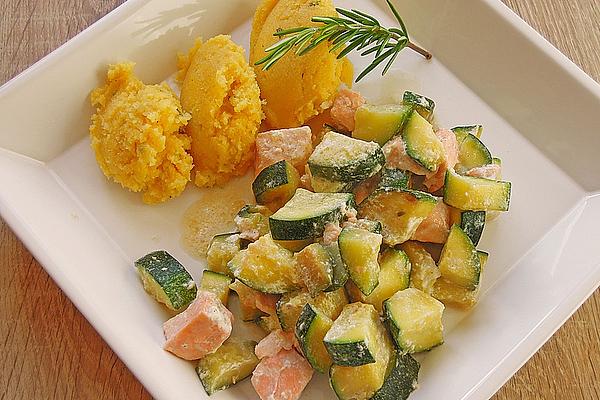 Zucchini and Salmon Pan with Rosemary Polenta