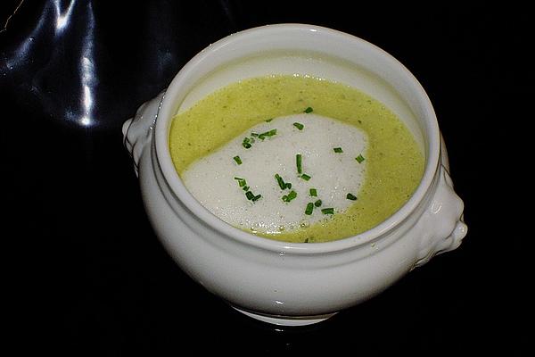 Zucchini Cream Soup with Parmesan Foam Topping