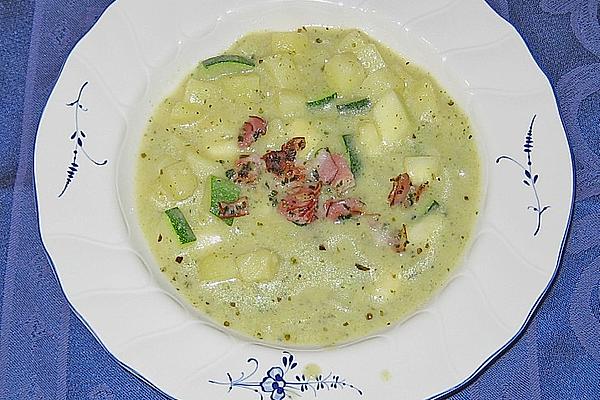 Zucchini Cream Soup with Potatoes