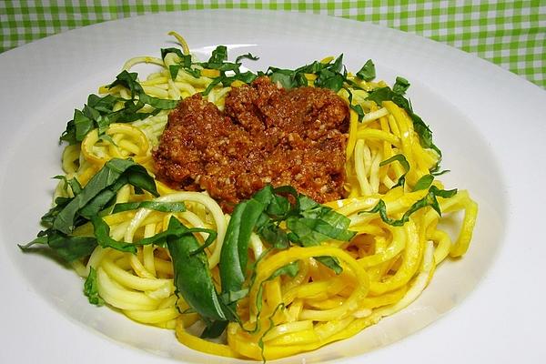 Zucchini Spaghetti with Tomato Pesto