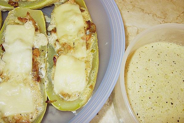 Zucchini Stuffed with Chicken Breast Fillet