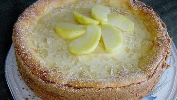 Apple – Quark – Yeast Cake La Mäusle
