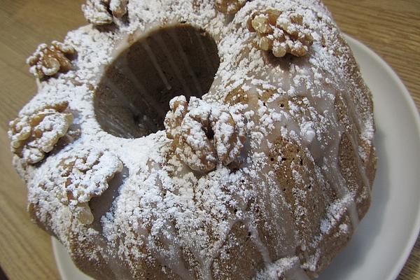 Apple – Walnut – Whole Grain Cake