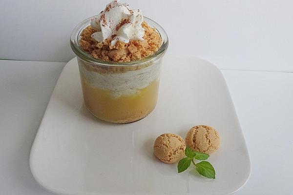 Applesauce and Mascarpone Cream