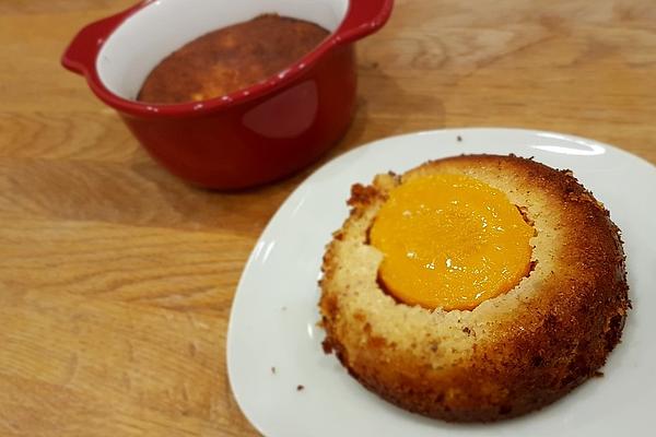 Apricot and Almond Cakes Without Flour or Sugar