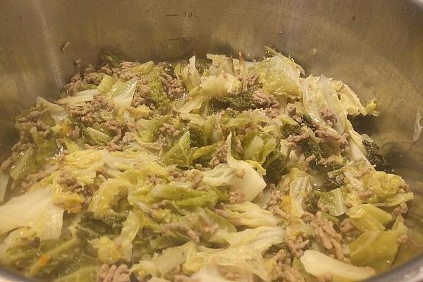 Braised Savoy Cabbage with Minced Meat