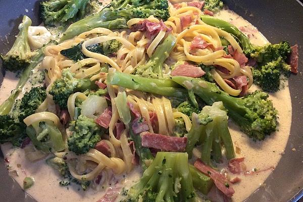 Broccoli – Spaghetti with Salmon Ham