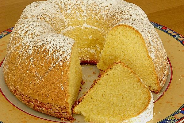 Bundt Cake with Eggnog