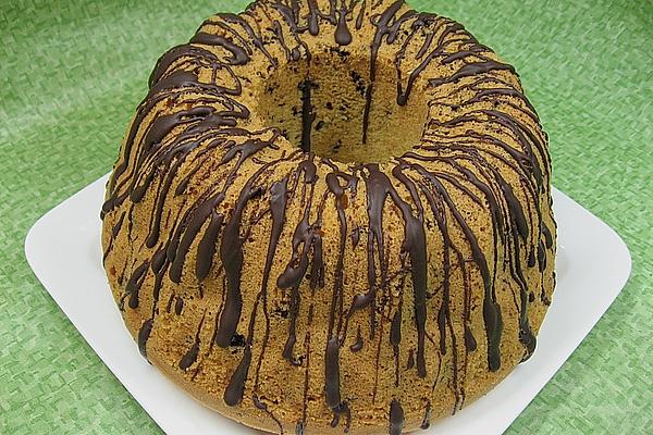 Bundt Cake with Raisins