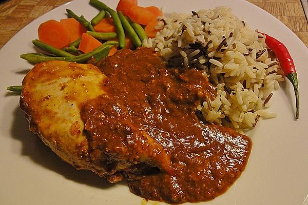 Chicken Breast with Mexican Chocolate Sauce