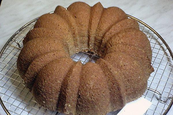 Cocoa Cake with Red Grape Juice