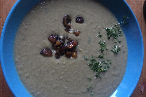 Creamy Parsnip and Pea Soup with Chestnuts