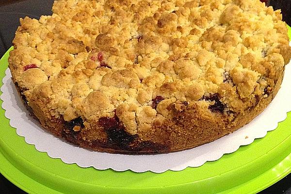 Crumb Cake with Cherries