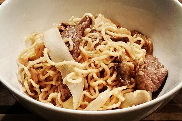 Fried Noodles with Beef from Wok
