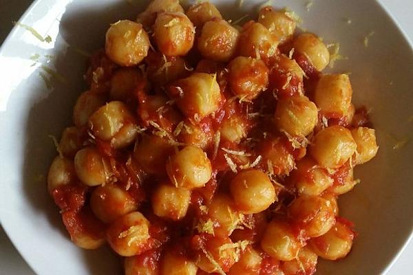 Gnocchi with Diced Tomatoes and Lemon
