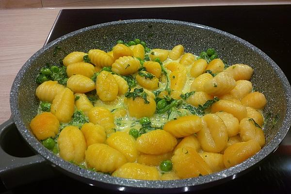 Gnocchi with Peas and Spinach