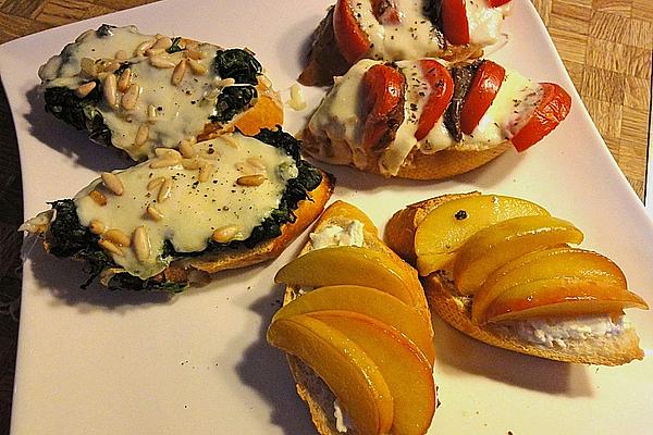 Goat Cream Cheese – Bruschetta with Caramelized Apples