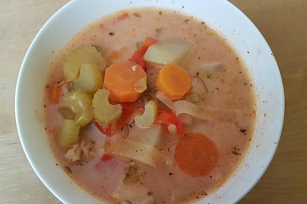 Mediterranean Soup with Three Kinds Of Fish