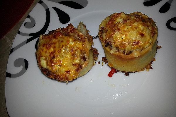 Minced Meat Pizza Snails