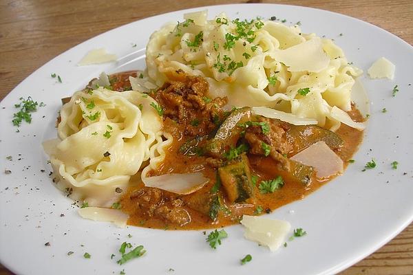 Minced Meat Zucchini Sauce